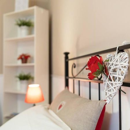 Terrazze Italiane City Center - Red Apartment Βερόνα Εξωτερικό φωτογραφία