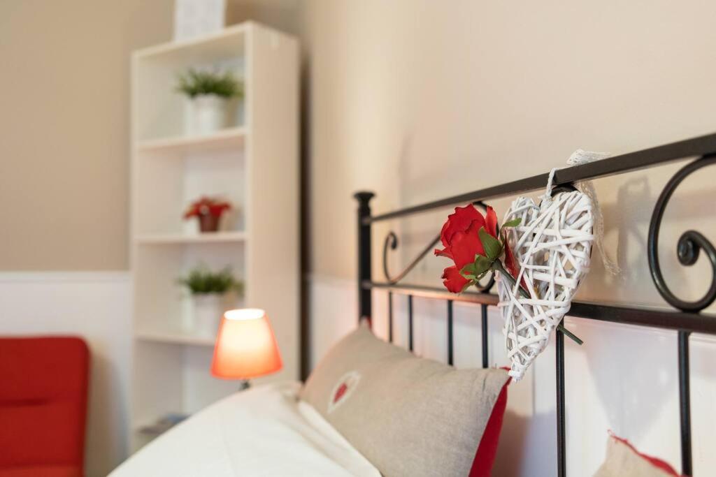 Terrazze Italiane City Center - Red Apartment Βερόνα Εξωτερικό φωτογραφία
