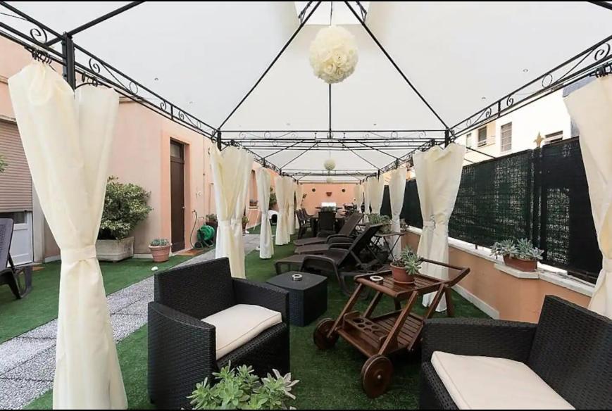 Terrazze Italiane City Center - Red Apartment Βερόνα Εξωτερικό φωτογραφία